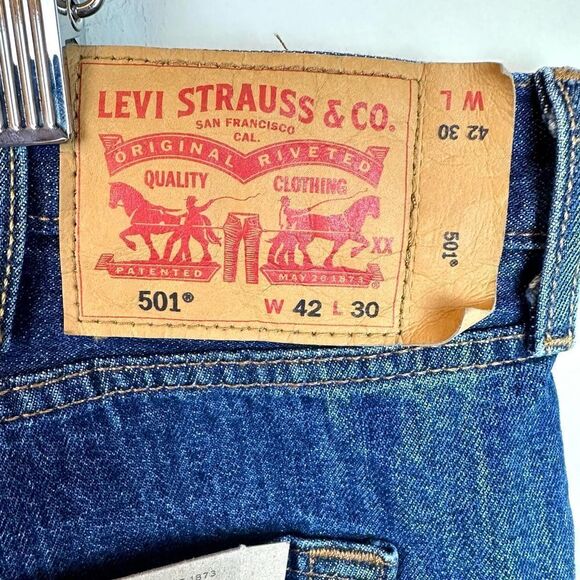 Levi’s NWT 501xx Straight Leg Blue Denim‎ Jeans Men’s 42 x 30 - Picture 2 of 13